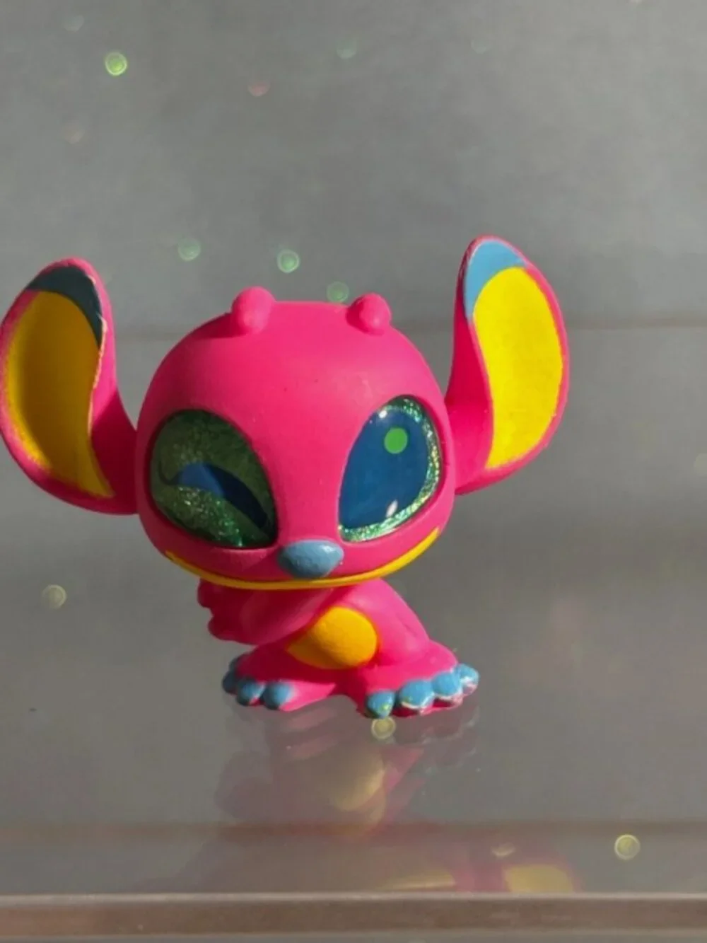 RARE Neon Glow Peek Angel Lilo & Stitch Disney Doorables